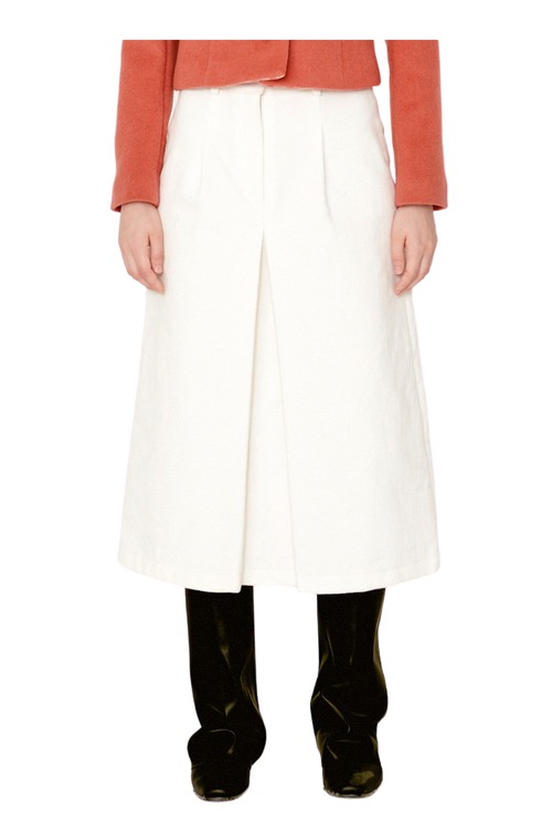 Front tuck skirt (ivory)